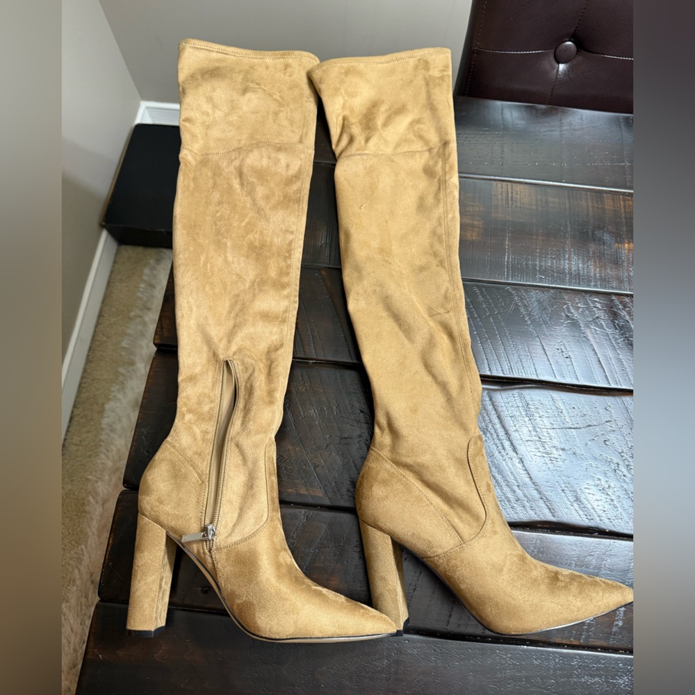 Women's Tan Knee-High Boots- Marc Fisher size 8.5 never worn